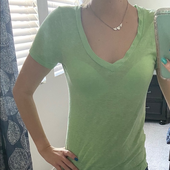 XS old navy light green top - Picture 2 of 4